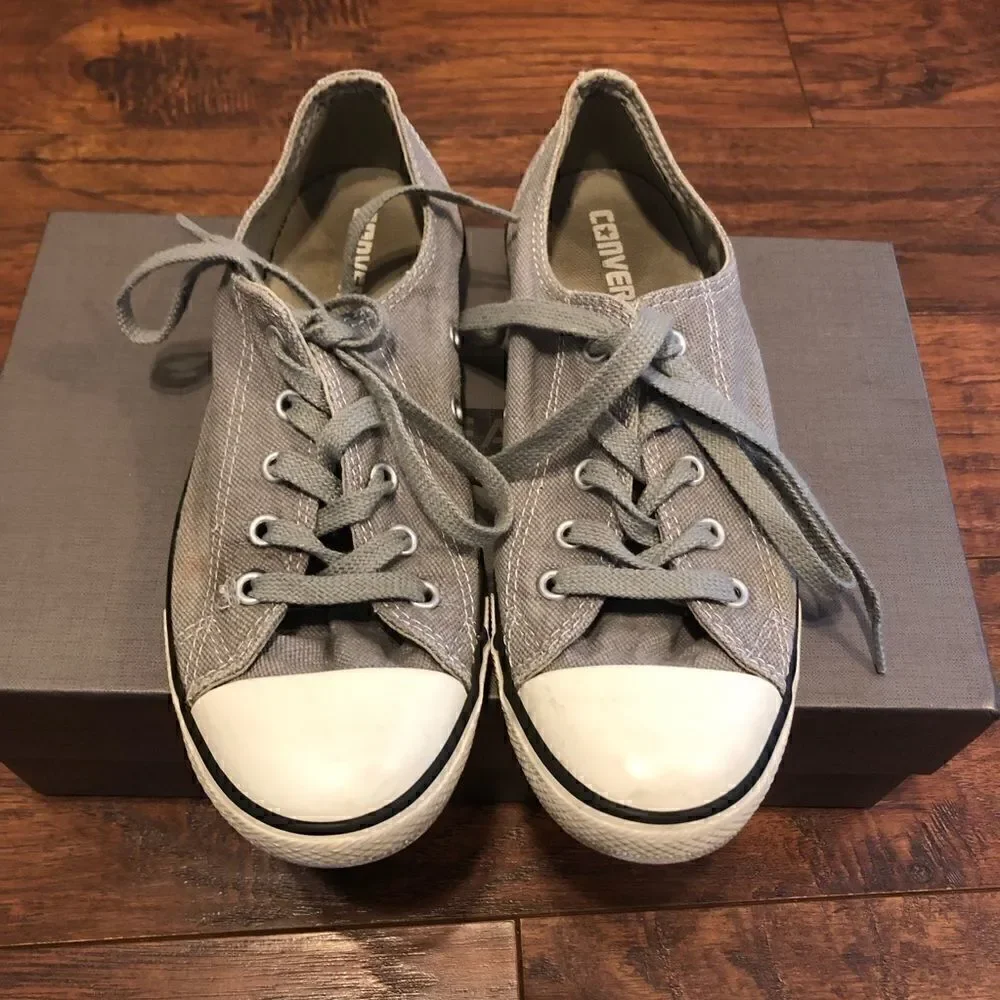 CONVERSE low Top Shoes sneakers sz 7 women’s - Picture 5 of 5
